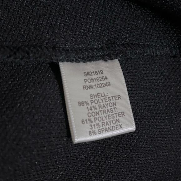 Skies Are Blue Asa Knit Blazer - Picture 11 of 12